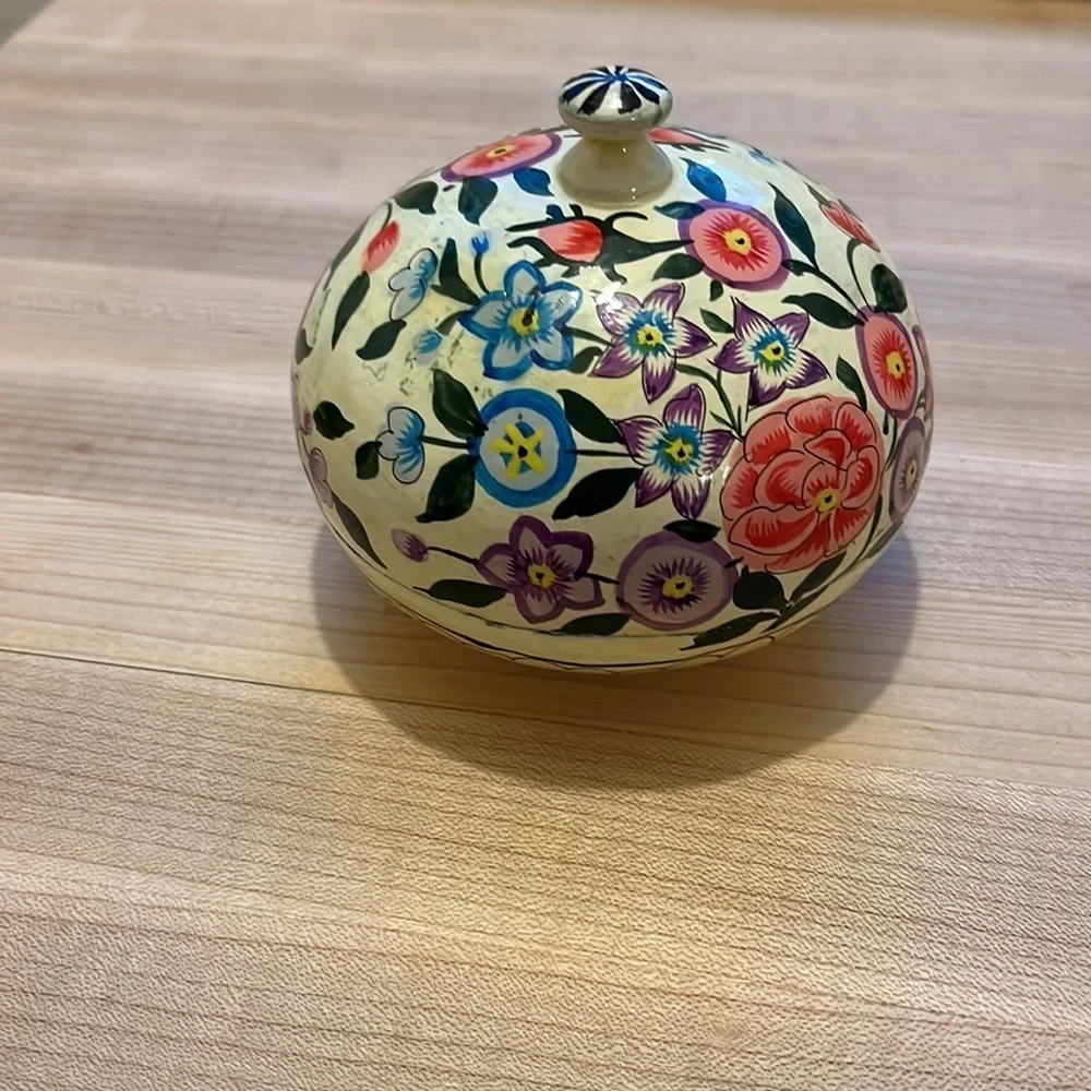 NWT Decoration box Komati Crème